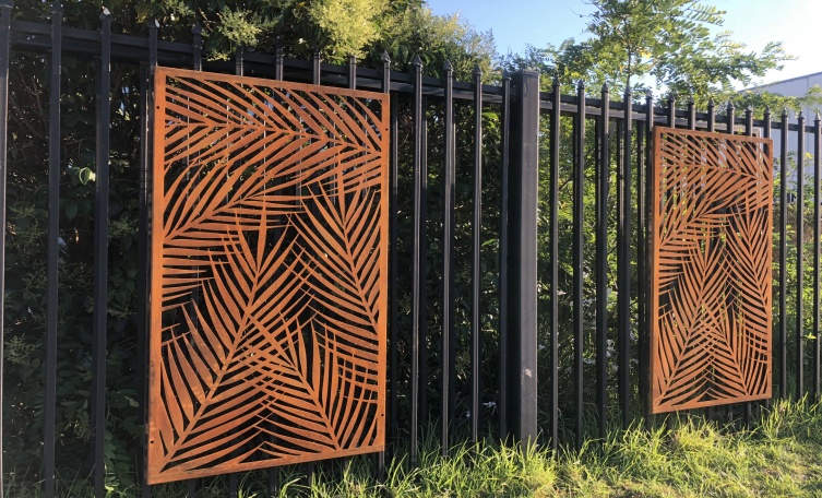 Stylish Outdoor Laser Cut Screen Designs for Gardens