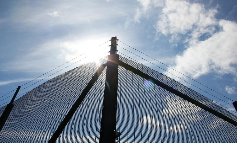 Anti-Climb Fence - Critical Fence Solution