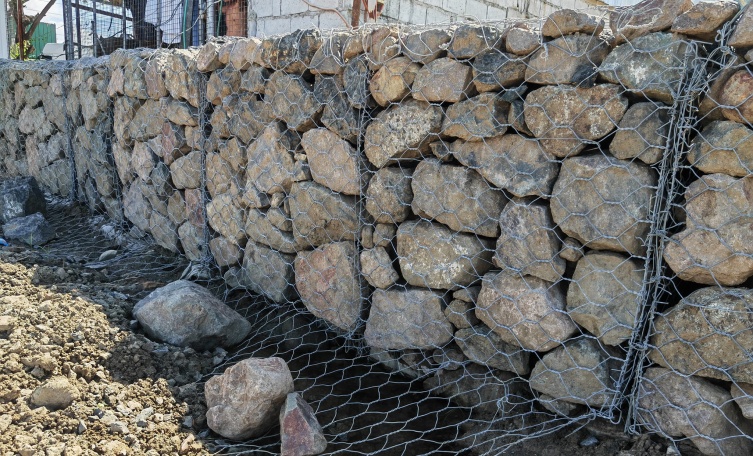 Premium Woven Gabion Baskets – Ideal for Retaining Walls Erosion Control