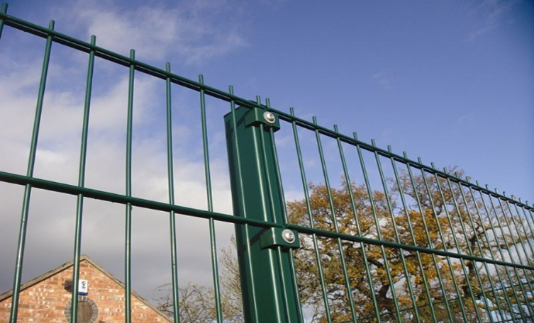 Understanding the Double Wire Fence: A Comprehensie Oeriew