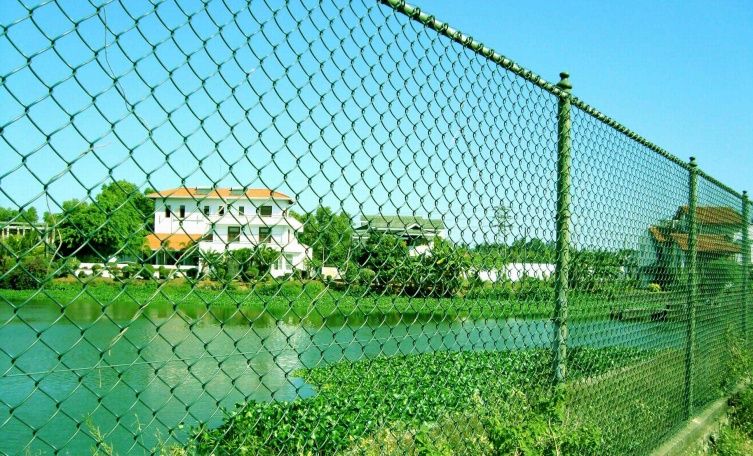 Chain Link Fence Factory – Durable Affordable and Custom Sizes